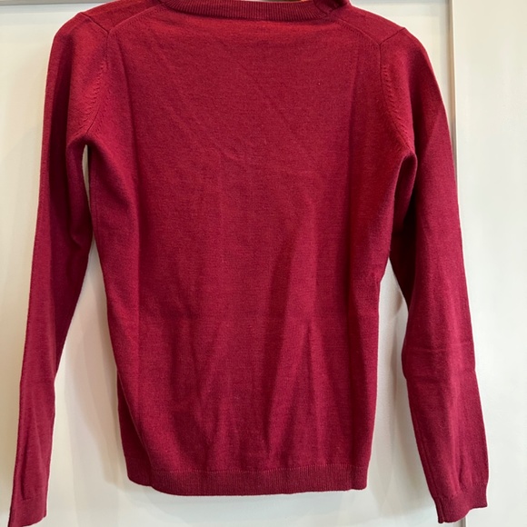 Cashmere Company Italian V-Neck Sweater - Picture 3 of 4